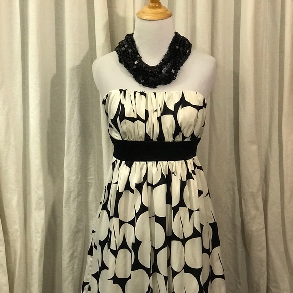 Forever 21 Dress - Picture 2 of 3